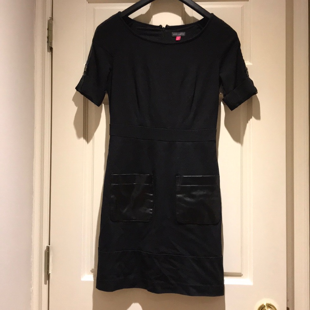 Vince Camuto Black stretch dress w leather details